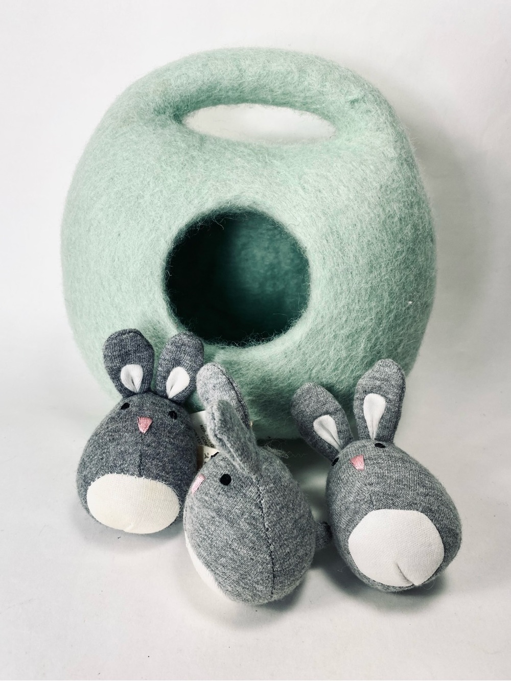Lovevery Bunnies in a Felt Burrow Set + 3 Bunnies